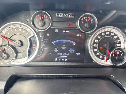 Used 2015 RAM 1500 Outdoorsman image 11