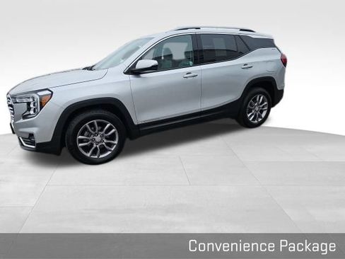 Used 2022 GMC Terrain SLT image 11