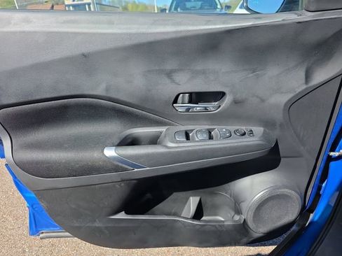 Used 2021 Nissan Kicks SV image 19