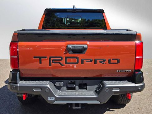 Used 2024 Toyota Tacoma TRD Pro AWD/4WD image 4
