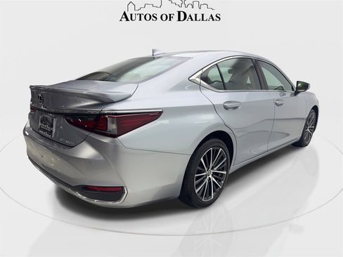 Used 2023 Lexus ES 300h w/ Premium Package image 6