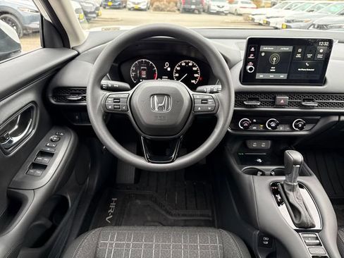 New 2026 Honda HR-V LX image 28