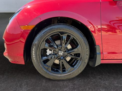 Used 2024 Honda Odyssey Sport image 10