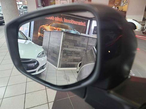 Used 2021 Subaru Outback Premium image 30