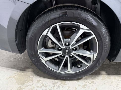 Used 2024 Kia Forte LXS FWD image 6