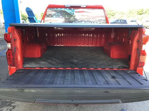 Used 2024 Chevrolet Silverado 1500 LT AWD/4WD image 41
