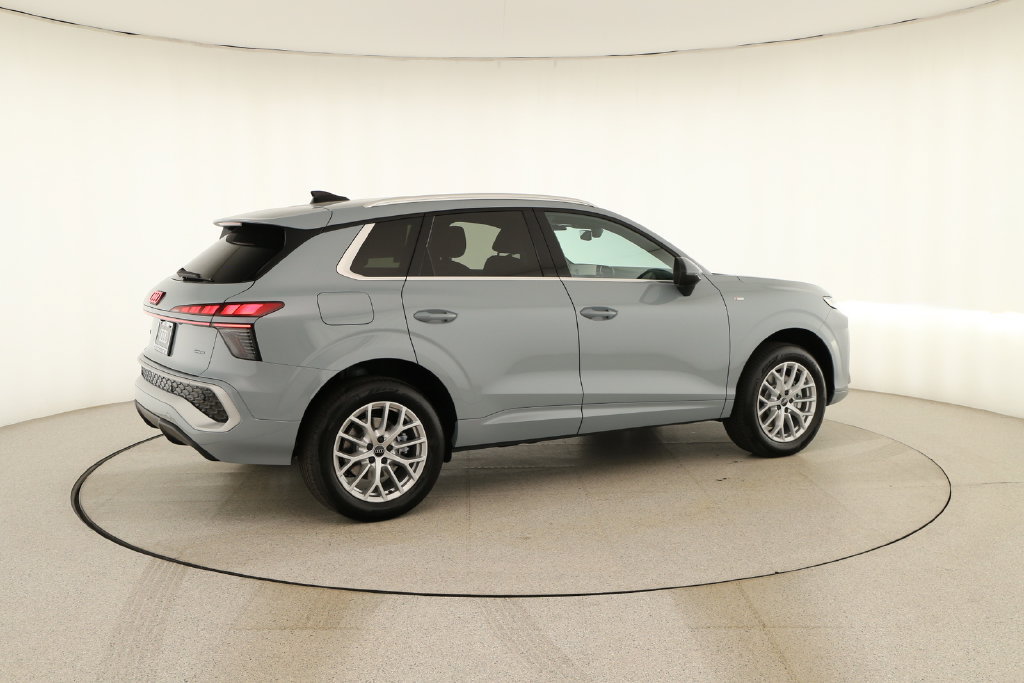 New 2026 Audi Q3 quattro 2.0T AWD/4WD image 7