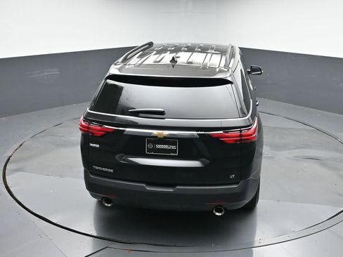 Used 2022 Chevrolet Traverse LT image 60