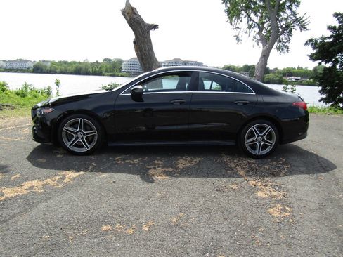 Used 2020 Mercedes-Benz CLA 250 4MATIC image 3