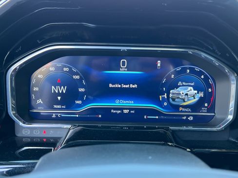 Used 2025 Chevrolet Silverado 2500 LTZ w/ LTZ Plus Package image 34