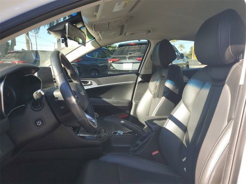 Used 2021 Genesis G70 2.0T Sport image 15