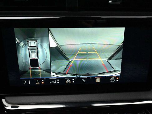New 2026 GMC Sierra 1500 AT4 w/ AT4 Premium Package AWD/4WD image 17
