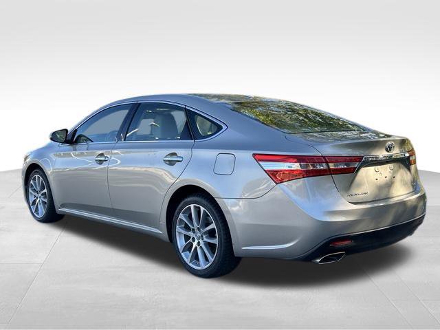 Used 2014 Toyota Avalon XLE Touring FWD image 3