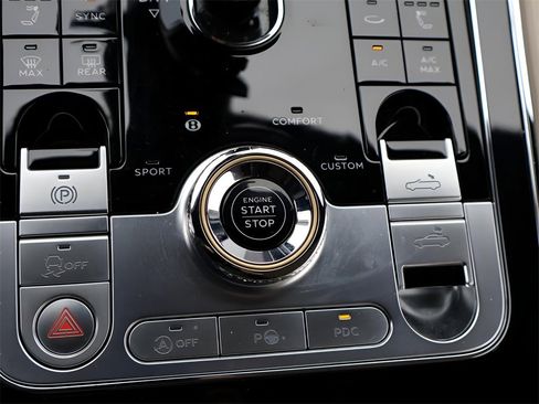 Used 2022 Bentley Continental GT image 29