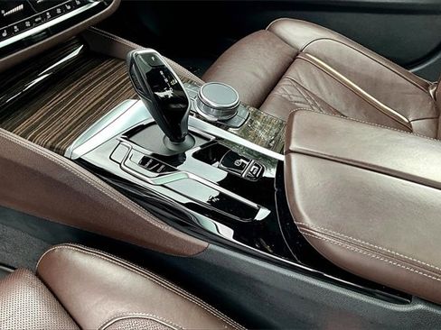 Used 2022 BMW M550i xDrive w/ Shadowloine Package image 14