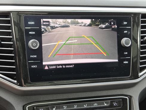 Used 2019 Volkswagen Atlas SEL AWD/4WD image 13