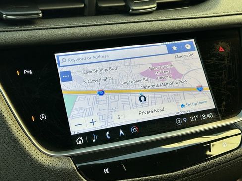 Certified 2025 Cadillac XT5 Premium Luxury image 25