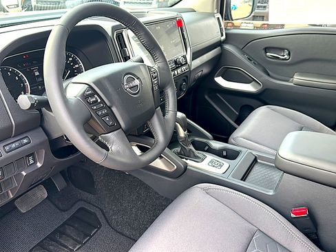 New 2026 Nissan Frontier SV w/ SV Convenience Package image 9