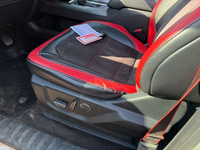 Used 2017 Ford F150 Lariat w/ Equipment Group 502A Luxury AWD/4WD image 14