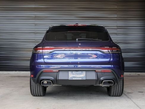 Certified 2026 Porsche Macan AWD/4WD image 6
