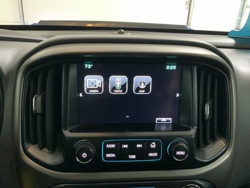 Used 2018 Chevrolet Colorado Z71 AWD/4WD image 28