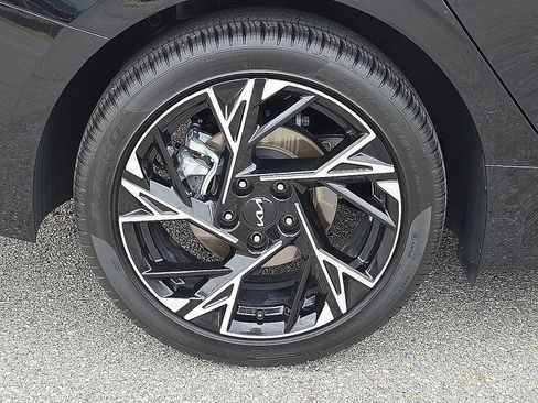 Used 2025 Kia K5 GT-Line w/ GT-Line Premium Package FWD image 7