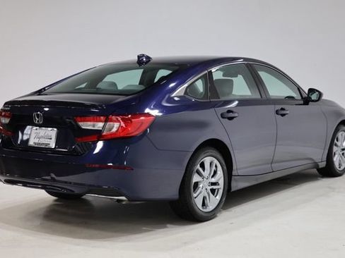 Used 2018 Honda Accord LX image 8
