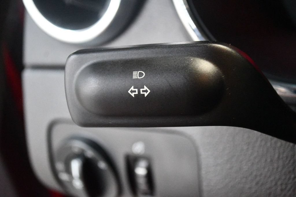 Used 2005 Ford Mustang GT RWD image 53