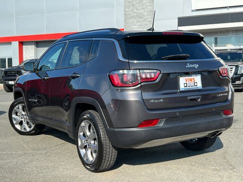 Used 2022 Jeep Compass Limited AWD/4WD image 5
