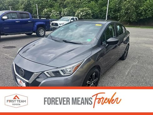 Used 2021 Nissan Versa S FWD image 1