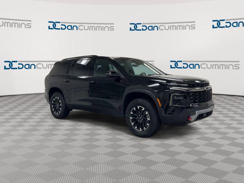 New 2026 Chevrolet Traverse Z71 w/ Enhanced Driving Package image 2