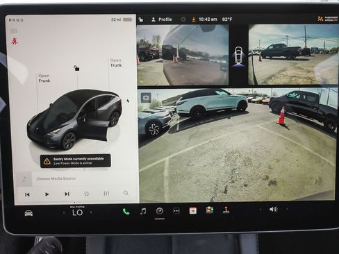 Used 2025 Tesla Model Y Long Range AWD/4WD image 19