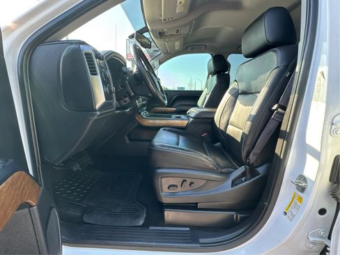 Used 2016 Chevrolet Silverado 1500 LTZ AWD/4WD image 11