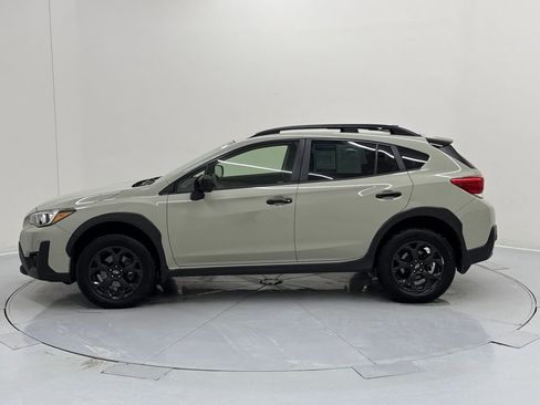 Used 2023 Subaru Crosstrek 2.0i Premium w/ Popular Package #3 image 2