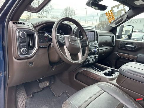 Certified 2023 GMC Sierra 3500 Denali w/ Denali Ultimate Package AWD/4WD image 21