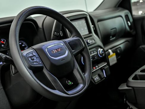 New 2026 GMC Sierra 1500 Pro image 9