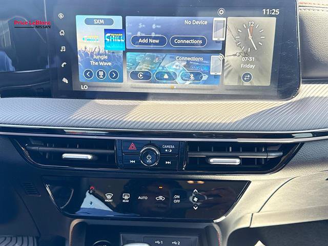 Certified 2025 Nissan Kicks SR FWD image 23