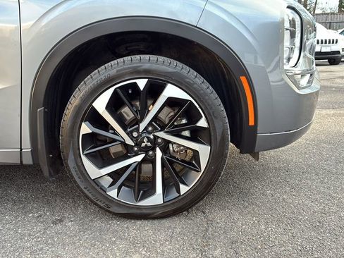 Used 2023 Mitsubishi Outlander SEL image 21