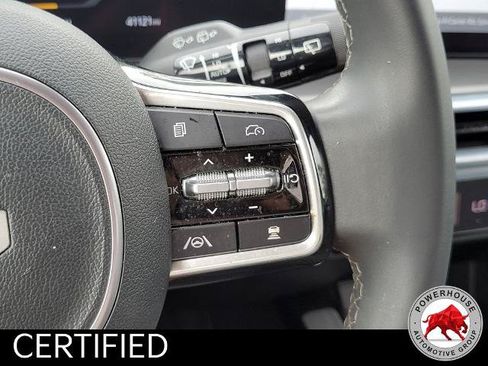 Used 2024 Kia Sorento SX FWD image 32