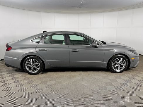 Certified 2023 Hyundai Sonata SEL w/ Convenience Package image 15