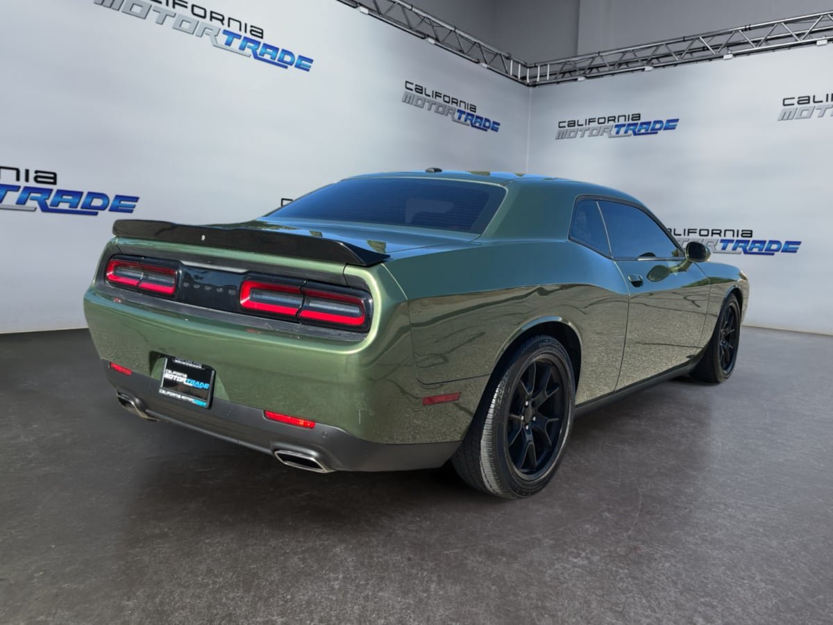 Used 2020 Dodge Challenger GT w/ Blacktop Package RWD image 5