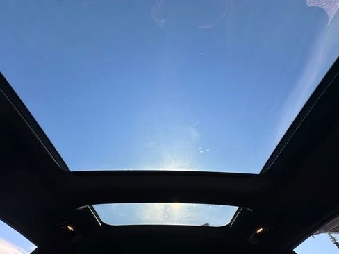 Certified 2022 Mercedes-Benz GLC 300 4MATIC image 15