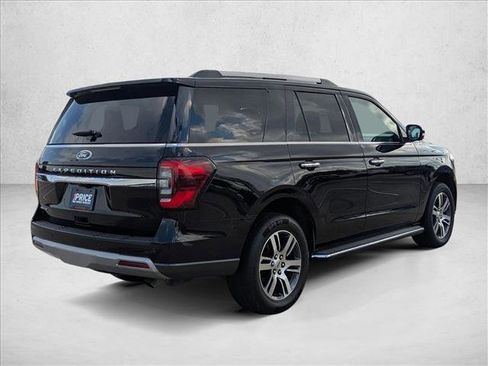 Used 2022 Ford Expedition Limited image 5