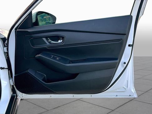 Used 2023 Honda Accord EX image 20