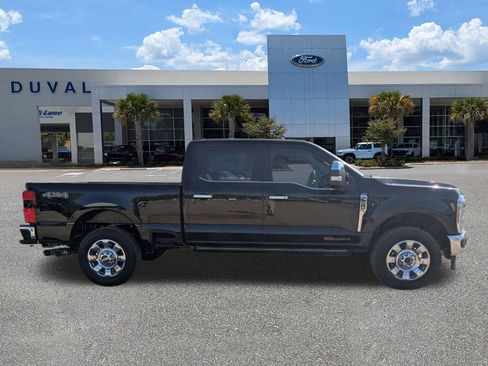 New 2026 Ford F250 Lariat w/ Lariat Ultimate Package AWD/4WD image 3