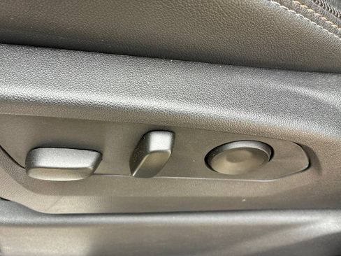 Used 2024 Chevrolet Silverado 1500 High Country AWD/4WD image 6