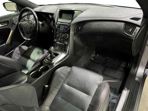 Used 2015 Hyundai Genesis 3.8 RWD image 55