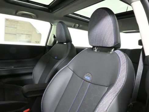 Used 2025 MINI Cooper S image 16