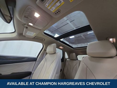 Used 2018 Lincoln MKC Reserve w/ Lincoln MKC Climate Package image 25