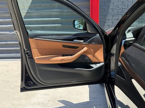 Used 2023 BMW 540i w/ M Sport Package RWD image 14